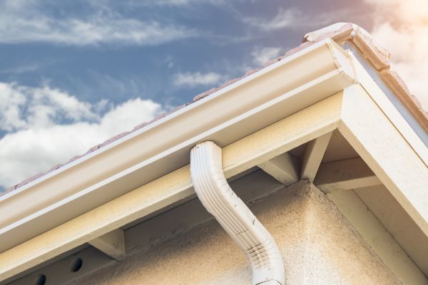 Seamless Gutter Replacement in Panama City Beach
